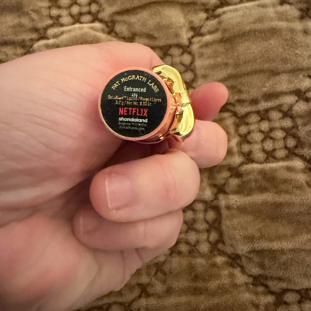 Pat McGrath x Bridgerton Lipstick 🎀 - Picture 2 of 4